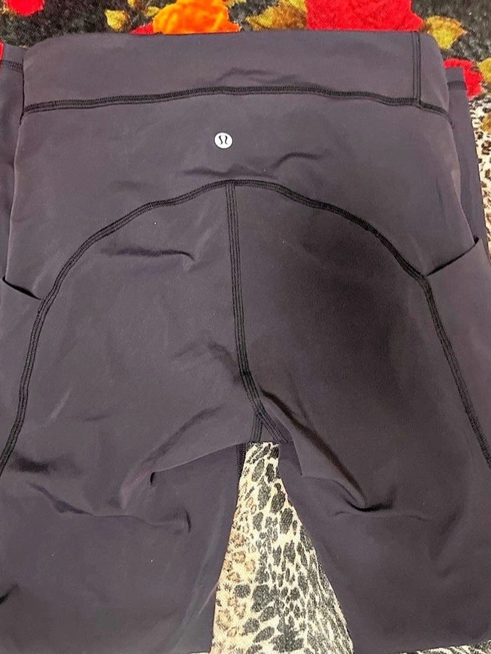 lululemon Align Curve Seam High-Rise Short 6" Black Size 6